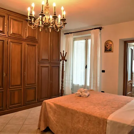 A Casa Di Anna Διαμέρισμα La Morra