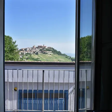 Διαμέρισμα A Casa Di Anna La Morra